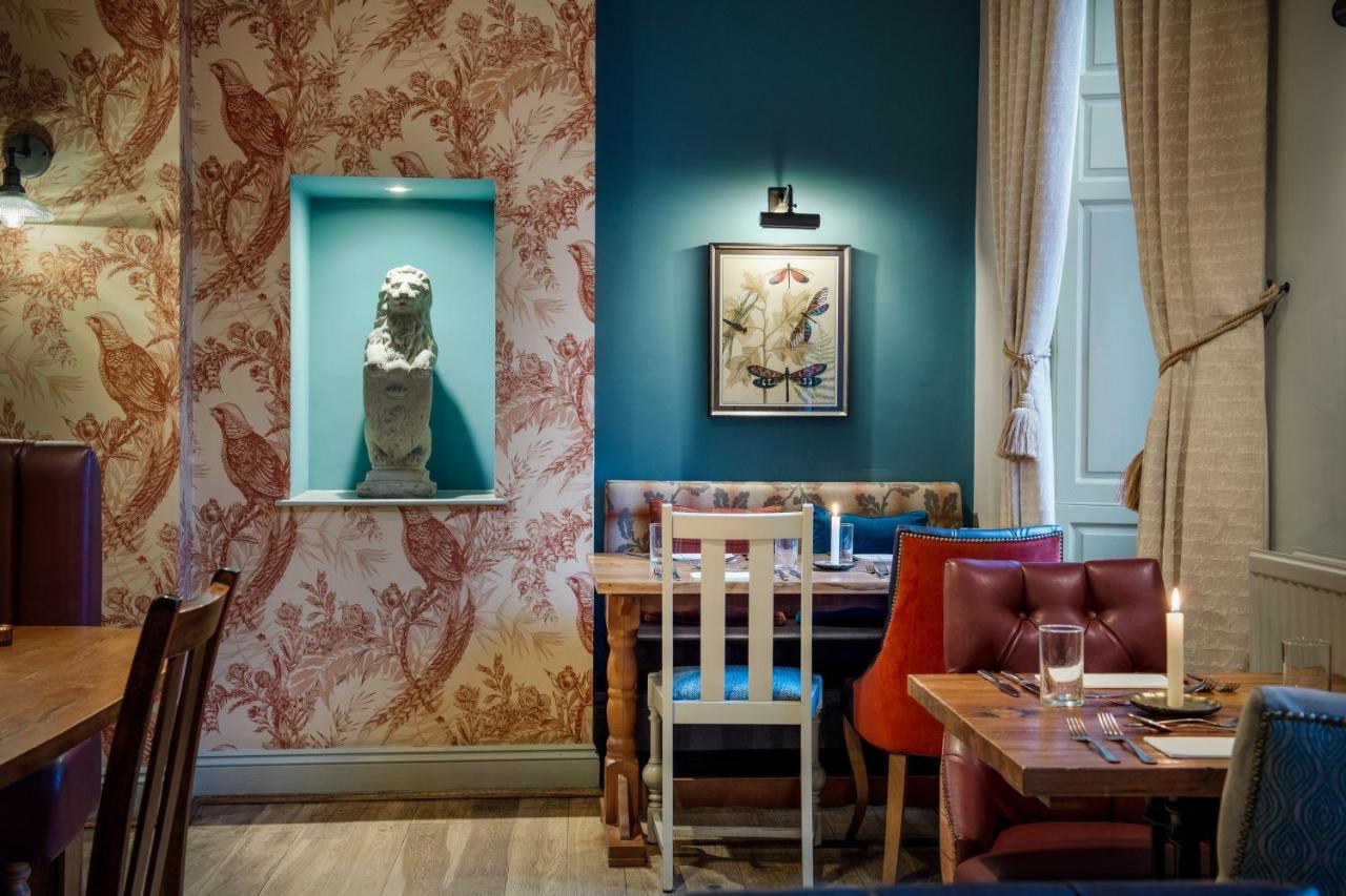 The Golden Lion At Settle Hotel Buitenkant foto
