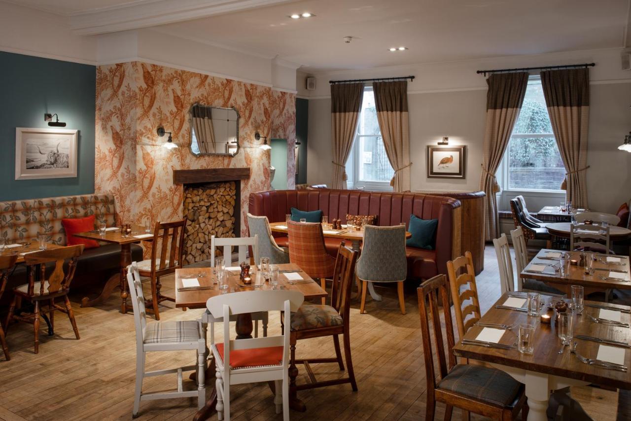 The Golden Lion At Settle Hotel Buitenkant foto