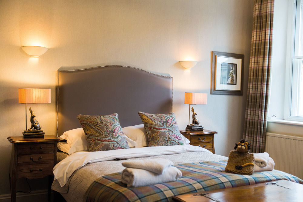 The Golden Lion At Settle Hotel Buitenkant foto